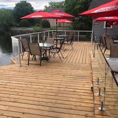 The Bobcaygeon Inn Εξωτερικό φωτογραφία