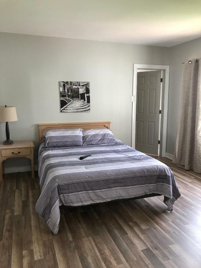 The Bobcaygeon Inn Εξωτερικό φωτογραφία